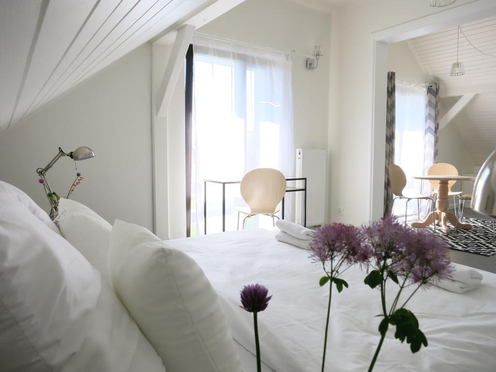 Male Letnisko, Butikowy Pensjonat Obok Plazy Puck Kamer foto